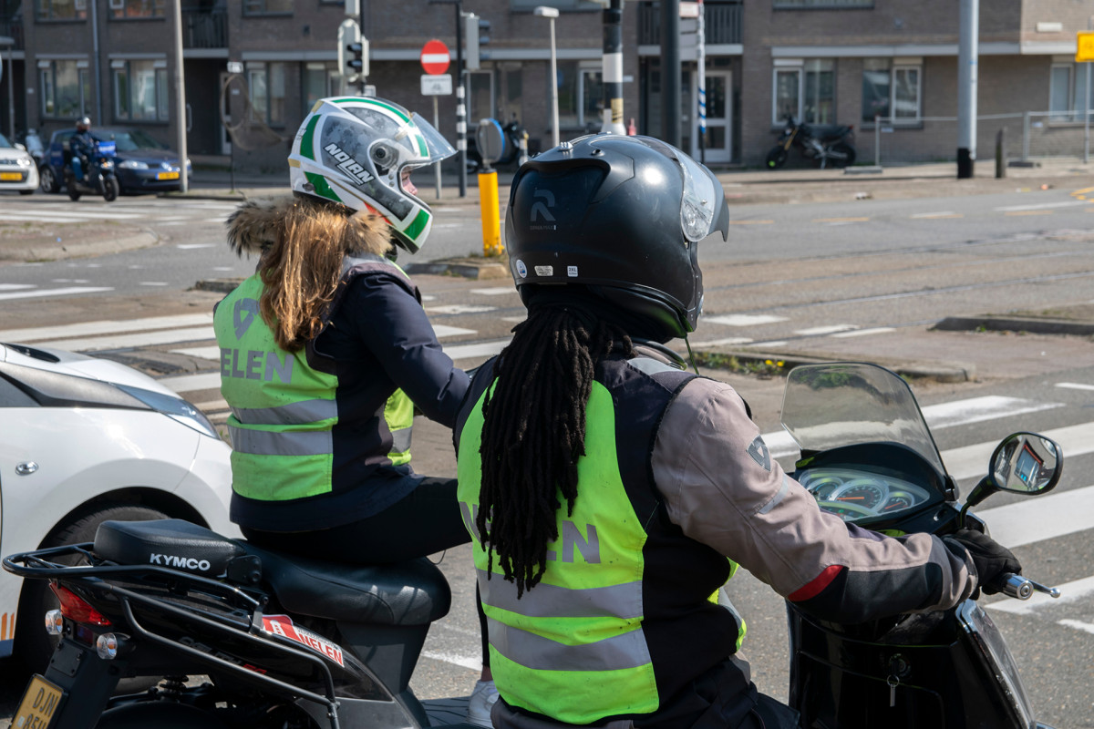 Verkeersregels Voor Brom- En Snorfietsers | Veilig Verkeer Nederland